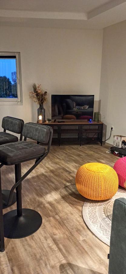 Malac-New Equipped Studio Apartment Within The City Core Novi Sad Ngoại thất bức ảnh