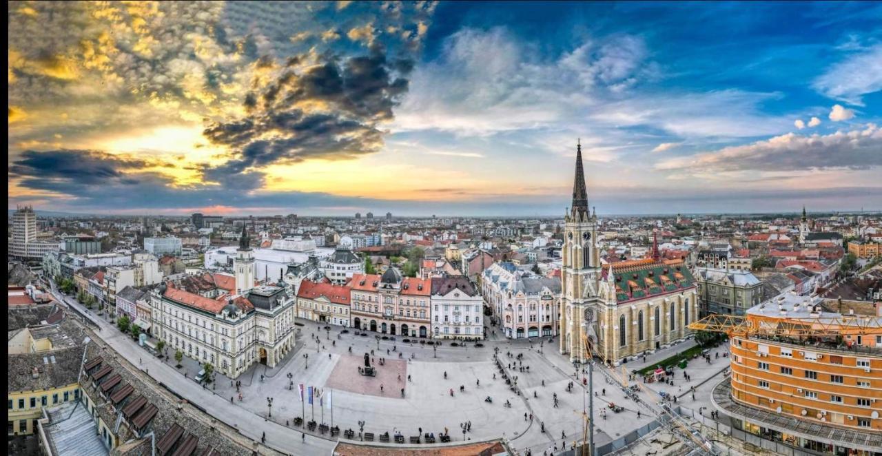 Malac-New Equipped Studio Apartment Within The City Core Novi Sad Ngoại thất bức ảnh