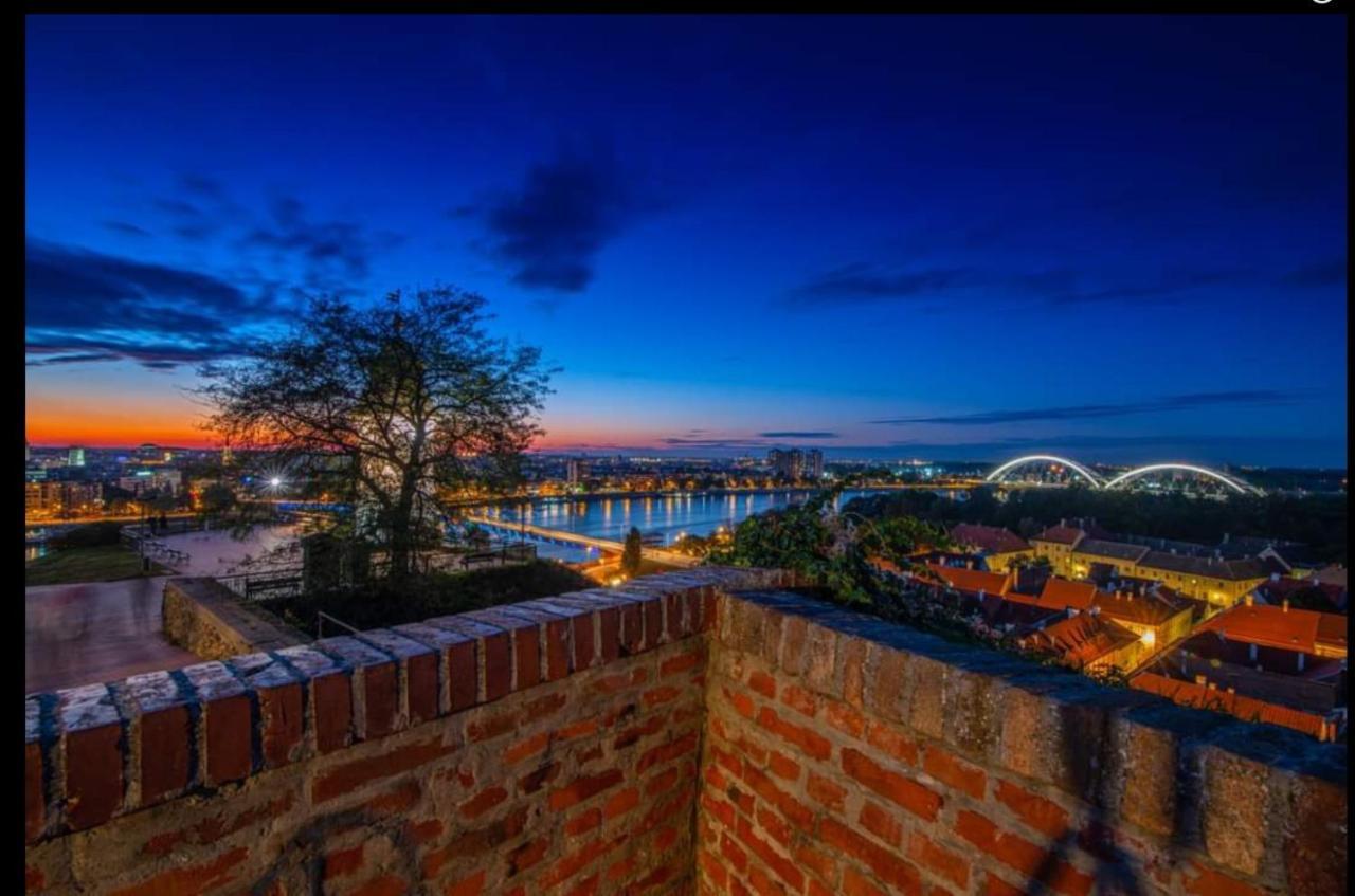Malac-New Equipped Studio Apartment Within The City Core Novi Sad Ngoại thất bức ảnh